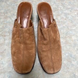 Rockport suede clogs (sz 7)